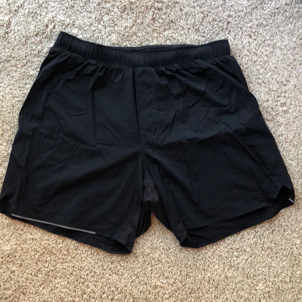 Lulu lemon running shorts